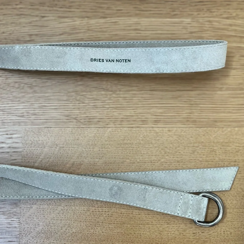 Dries Van Noten Gray Suede Belt With Silver Loop D Ring Closure Size Medium